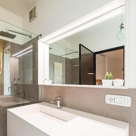 Guesthost- Exclusive With Private Garden * Padua